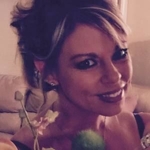 Meet your Posher, Paulette